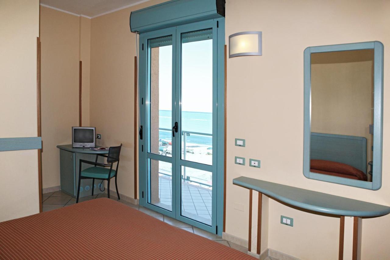 Abbazia Club Hotel Marotta Quarto foto